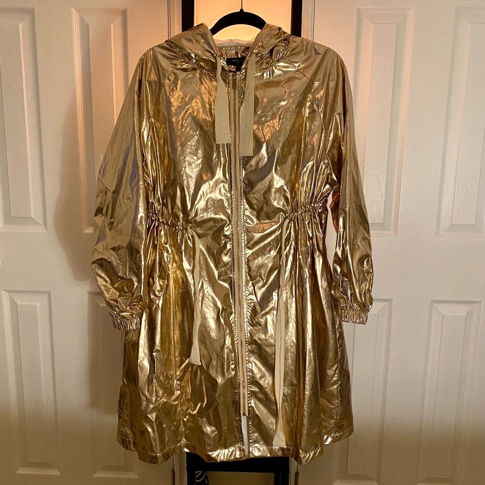 Metallic Light Jacket - Picture 2 of 2